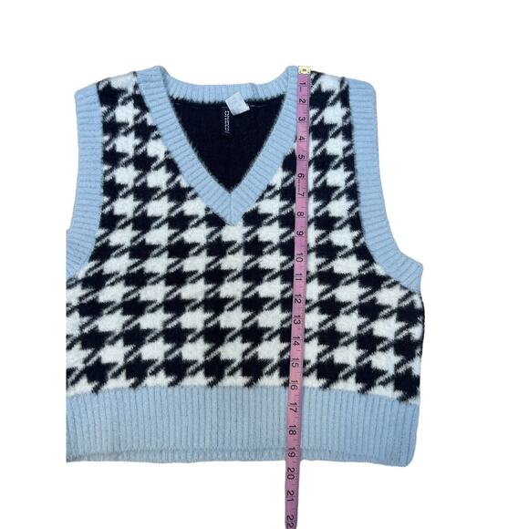 H&M Sweater Vest Houndstooth Divided Medium Jacquard Knit Blue Black Check Fuzzy - Picture 6 of 7